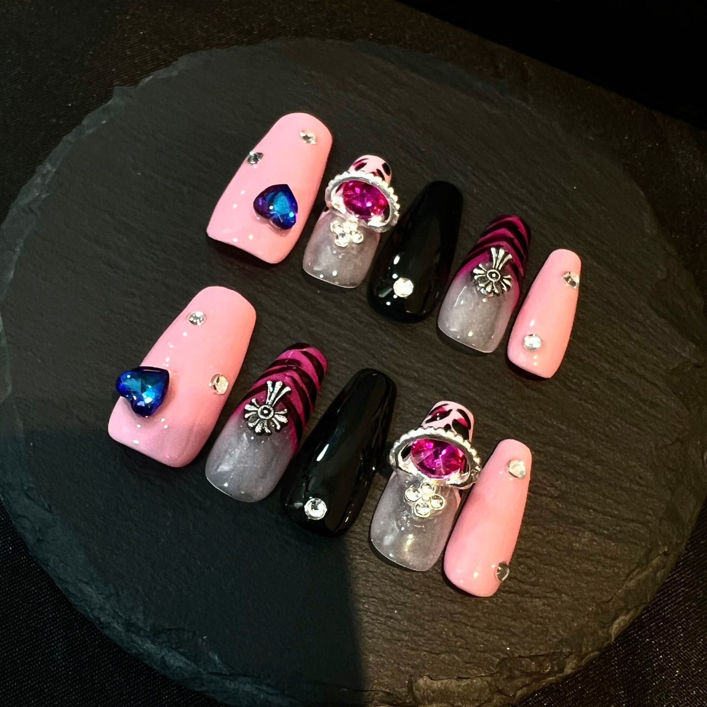 【Pink Blink】