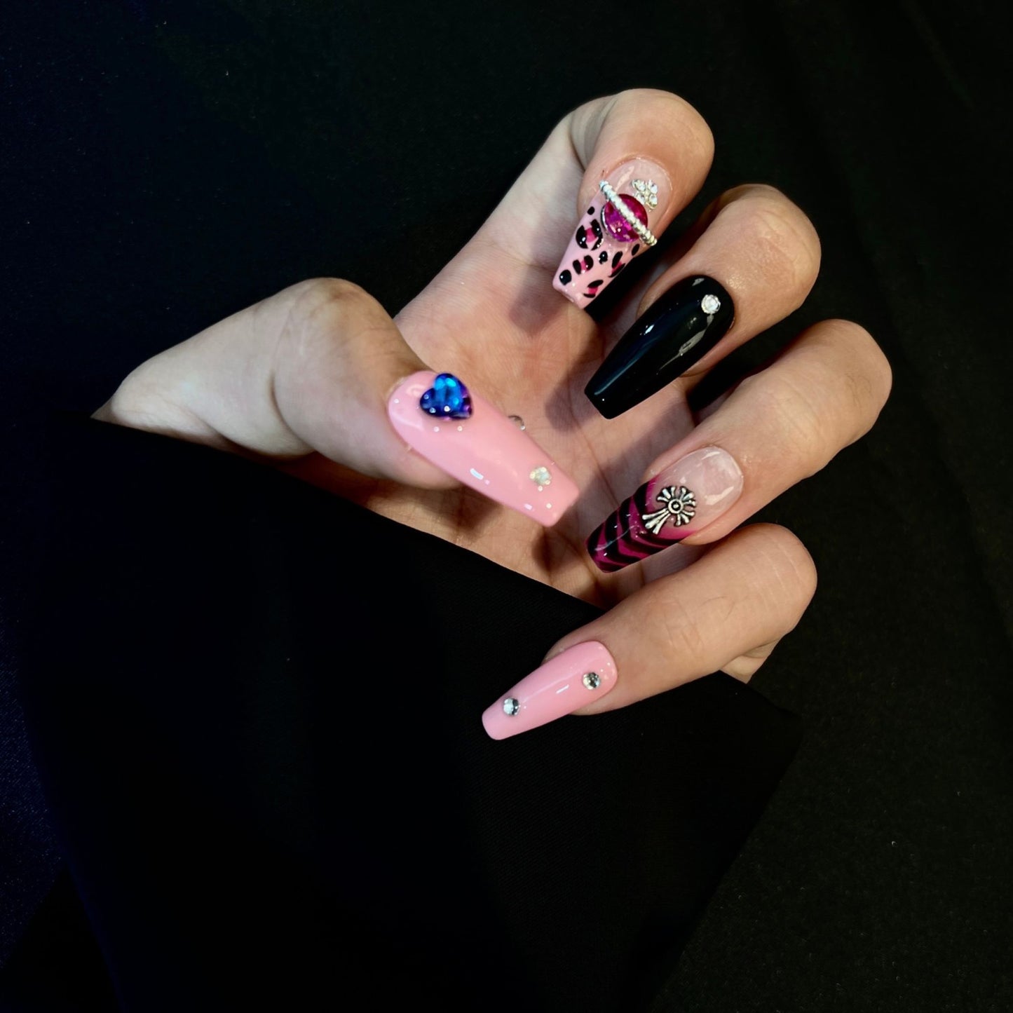 【Pink Blink】