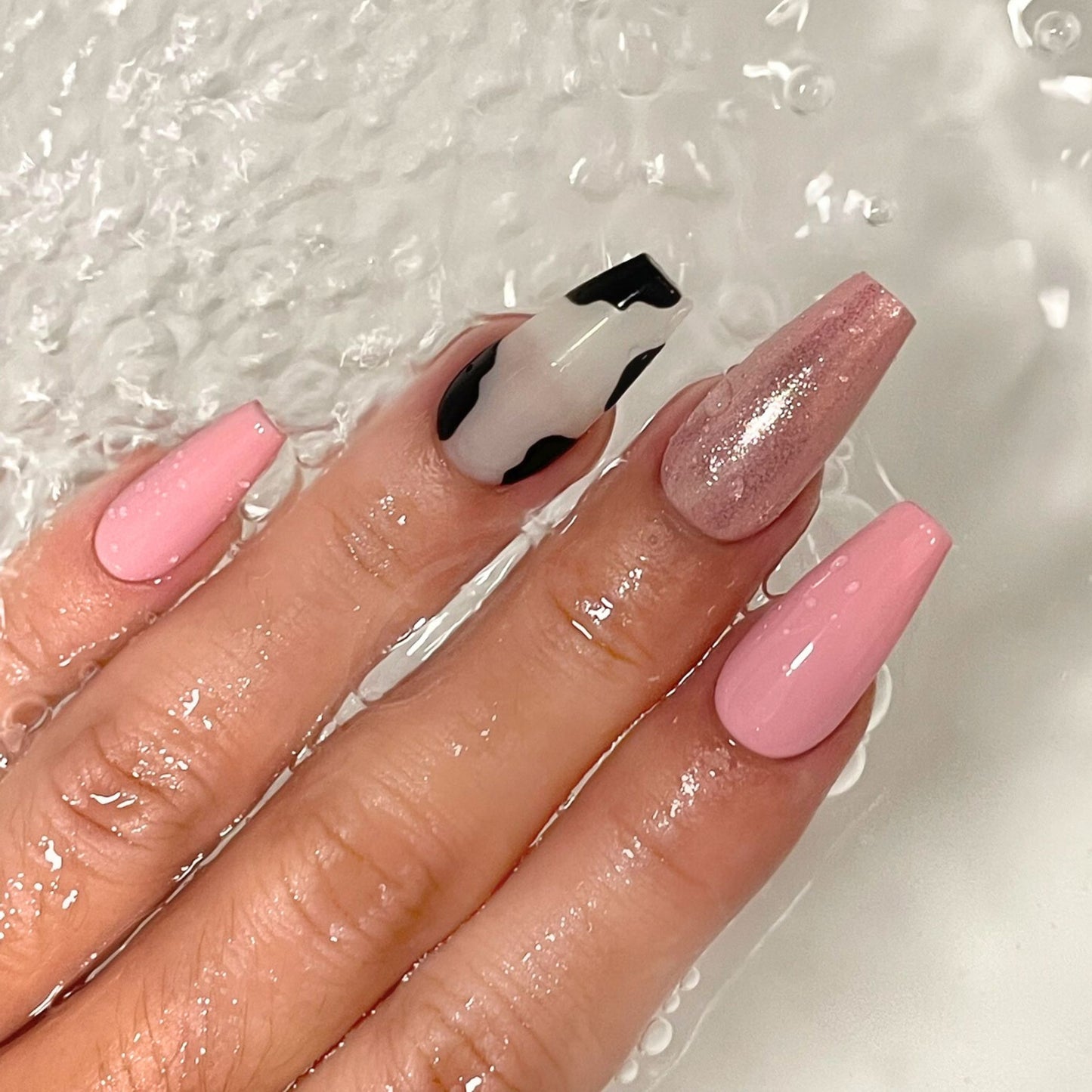 【Pink Moo】