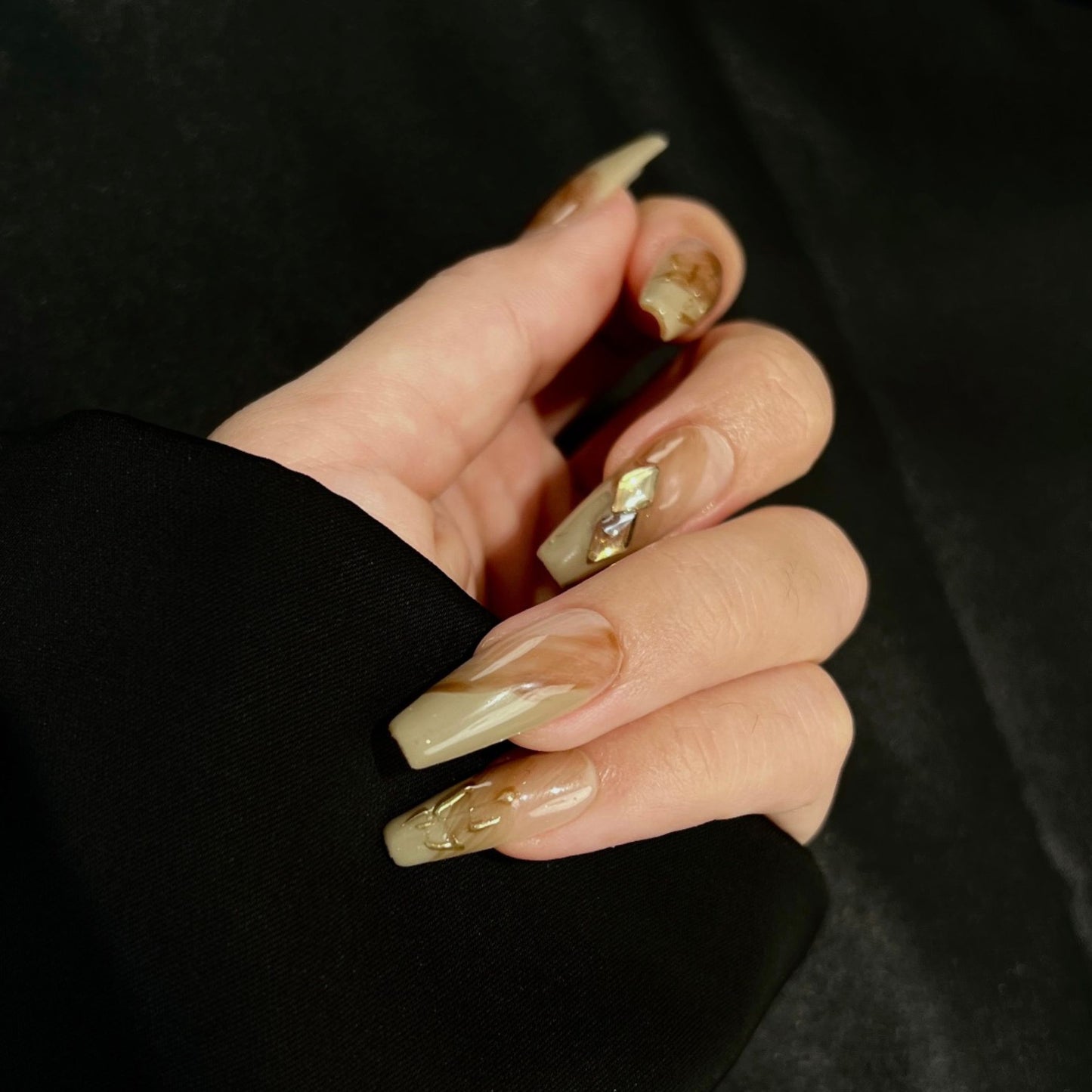 【Amber Tint】