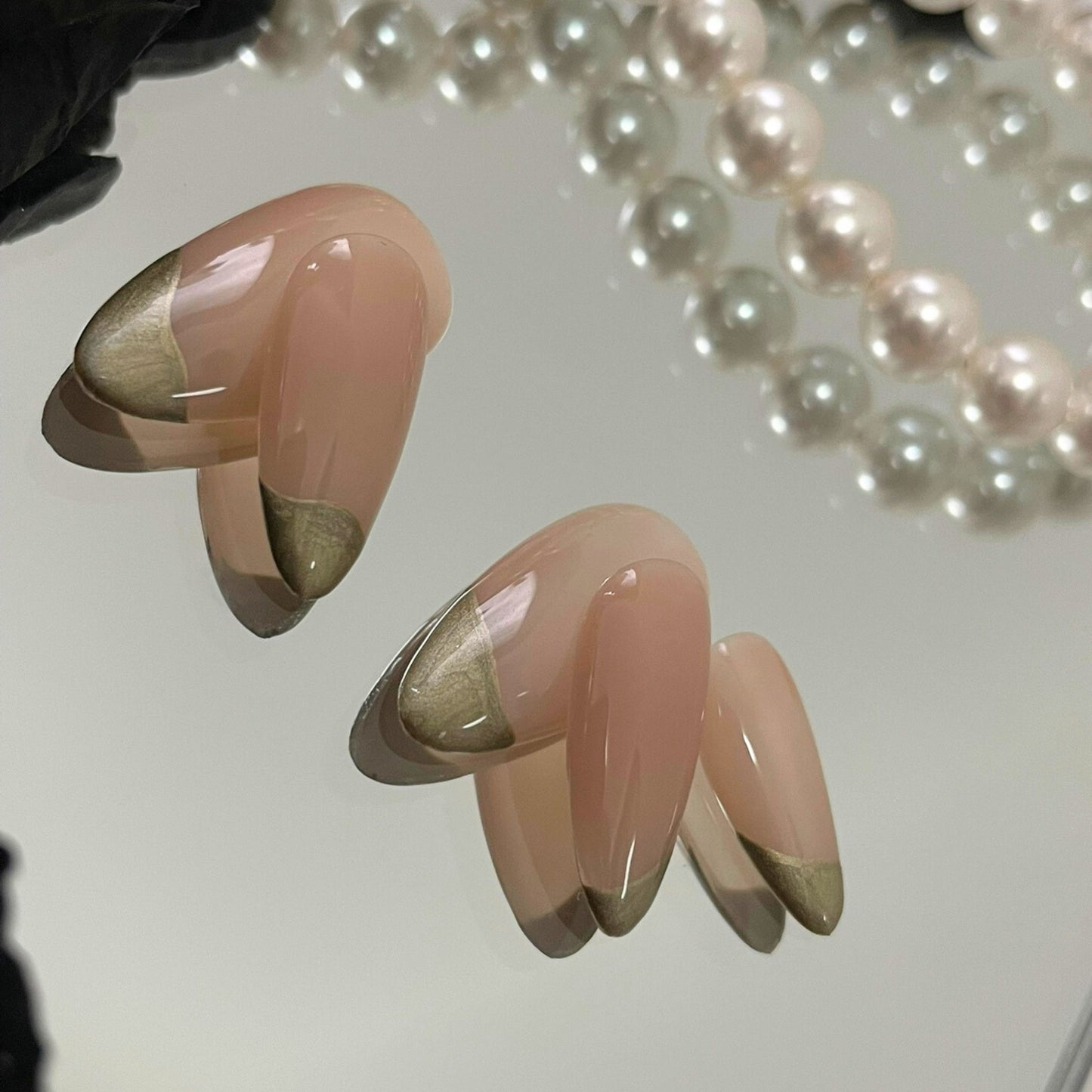 【Gilded Glamour】