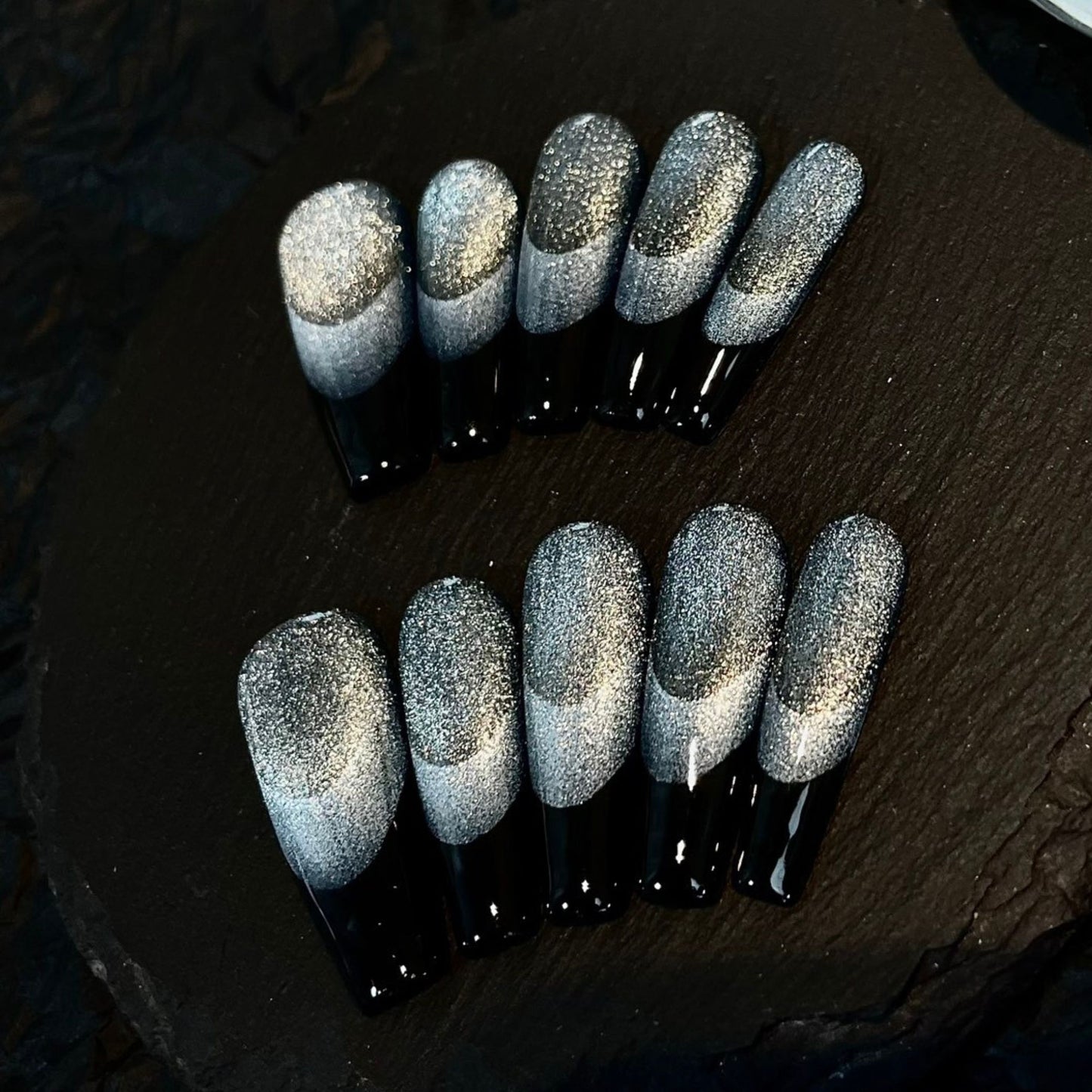 【Black Flame Candle】