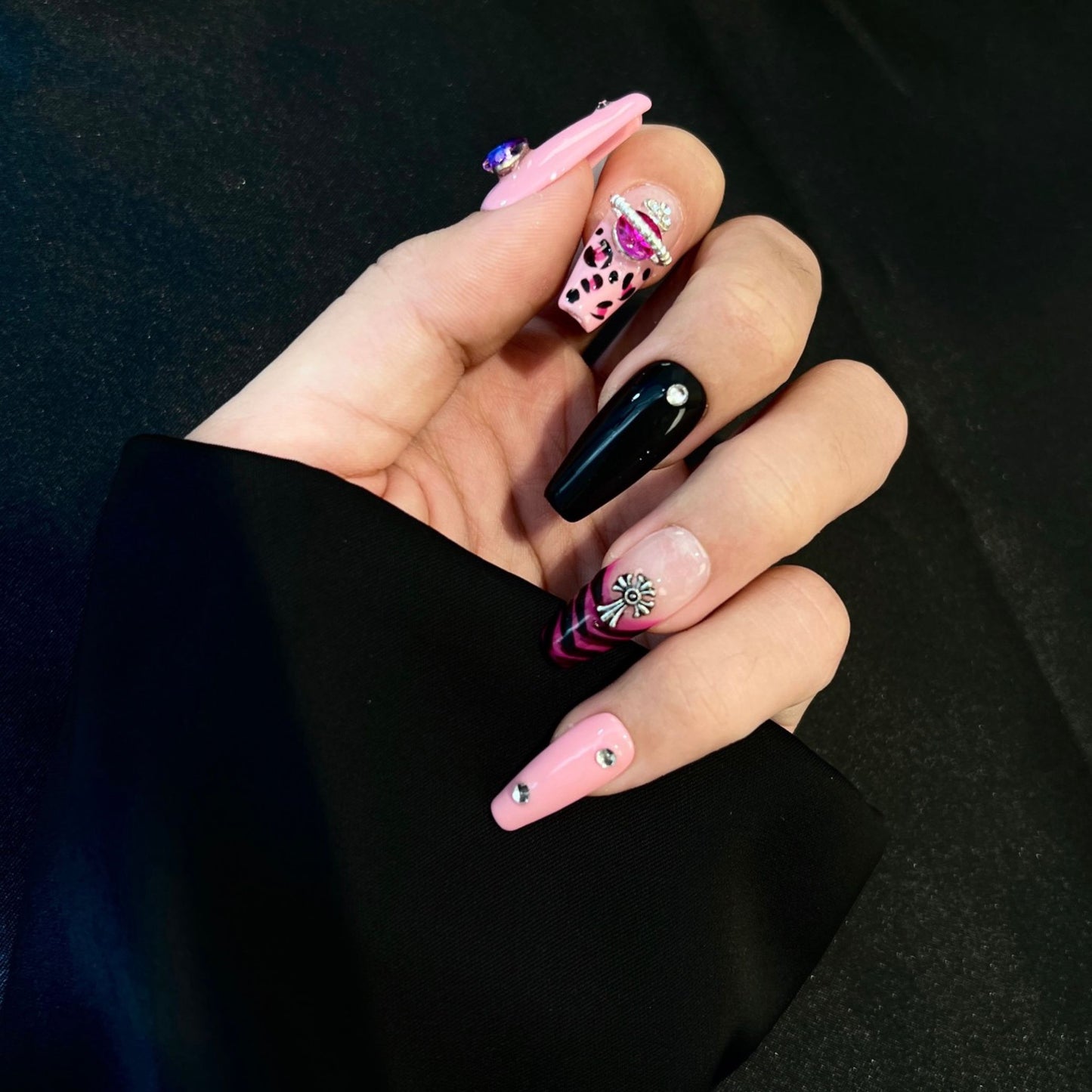 【Pink Blink】