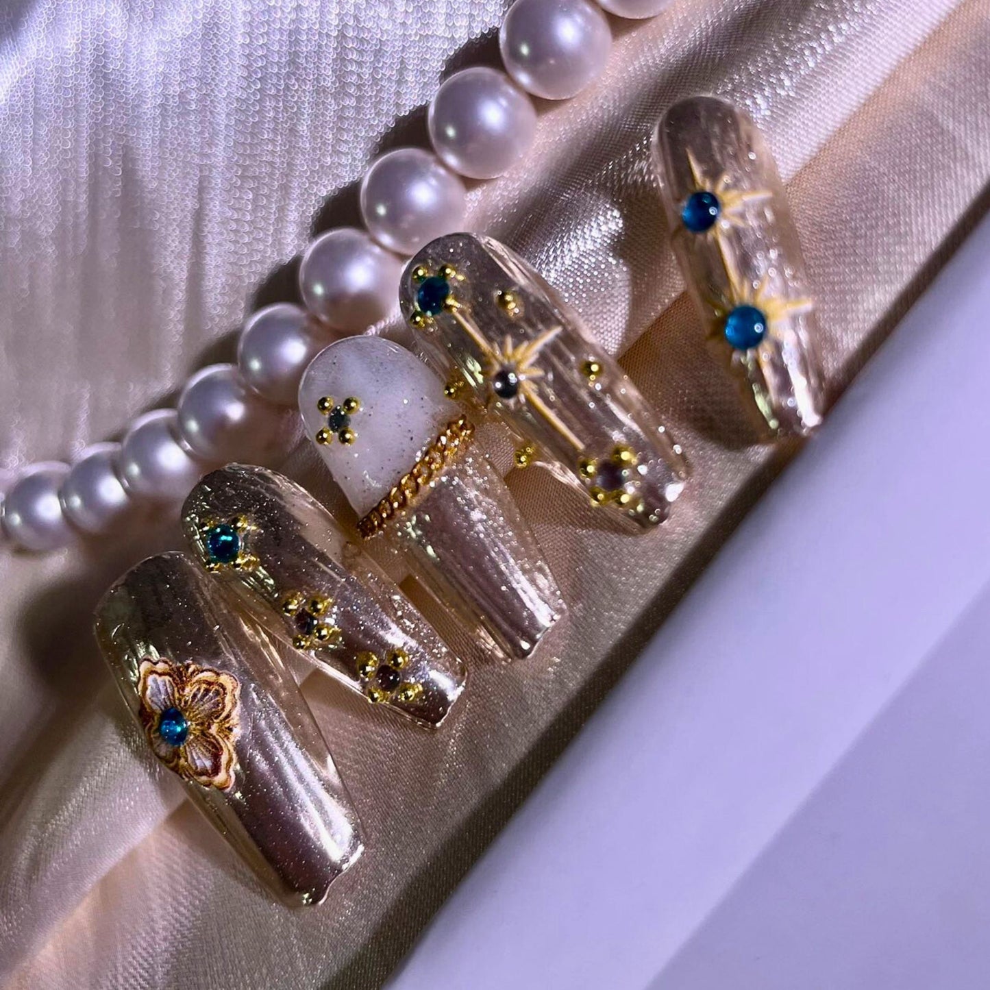 【Court Dress】
