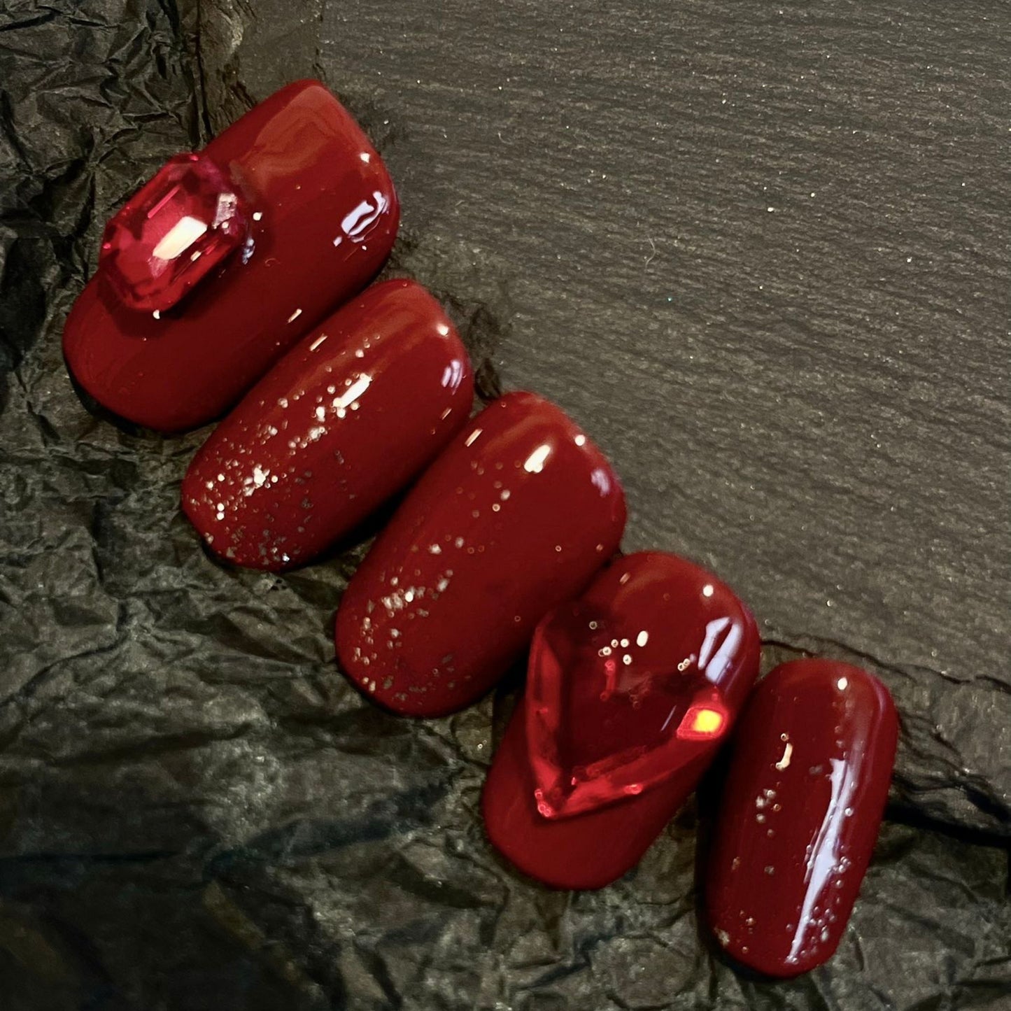 【Red Magic Lily】