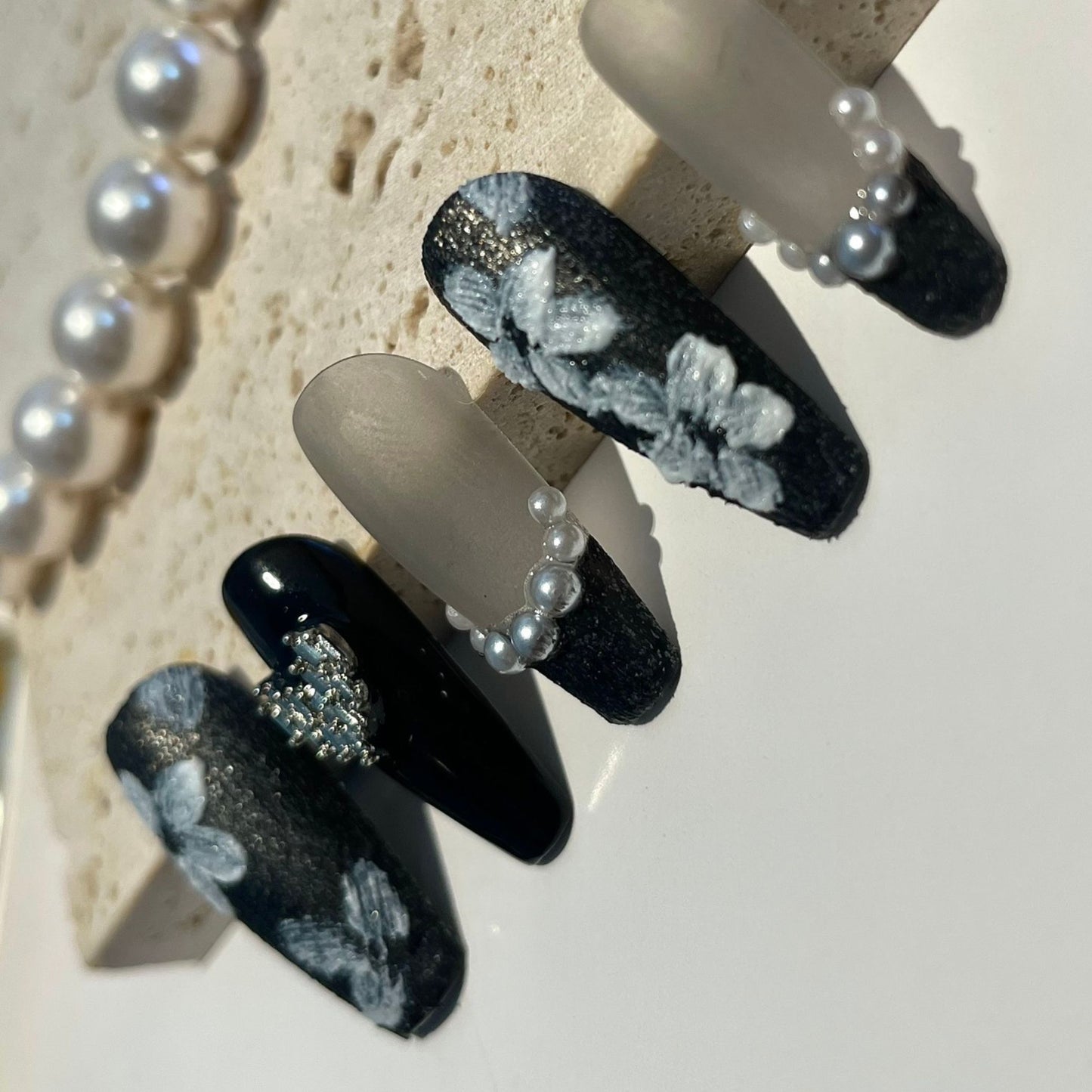 【Bloom Midnight】